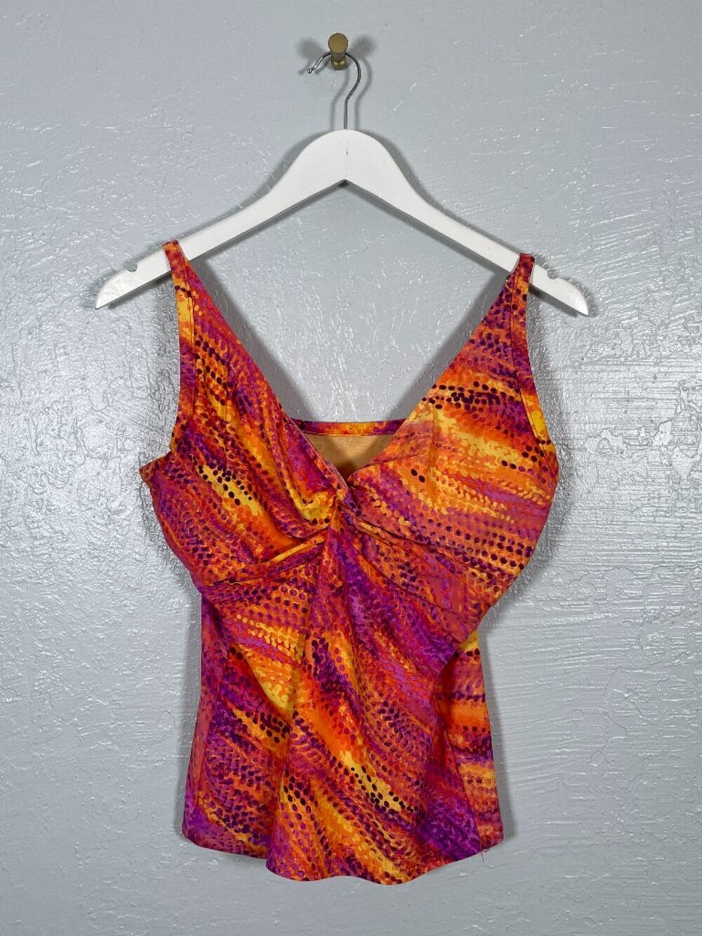 Sunsets Women 38D Red Orange Purple Tankini Swim Top Underwire Beach Vacation